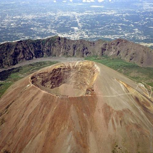 Vesuvius-09.jpg