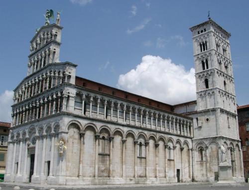 San_Michele_Lucca1.jpg