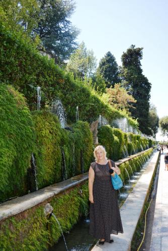 Аллея 100 фонтанов.JPG