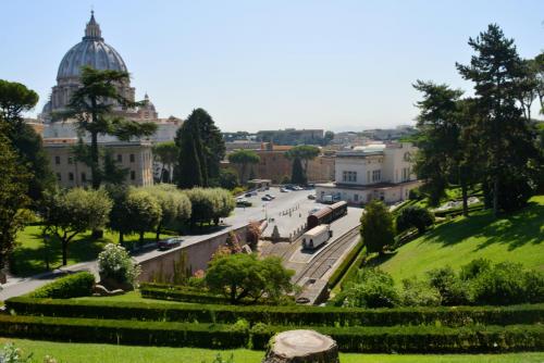 Железная дорога  Ватикана.JPG