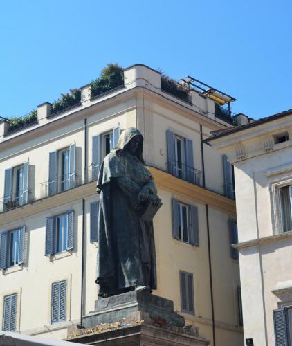 Джордано Брунно Площадь Кампо деи Фьори.JPG