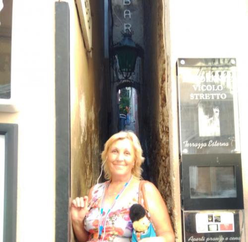 узкая улочка.jpg