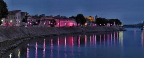 Арль, Рона.jpg