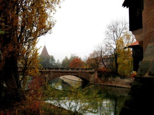 Нюрнберг. Дома мосты. башни.jpg