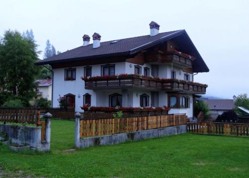 DSC07123утро в Тарвизио, Италия.JPG