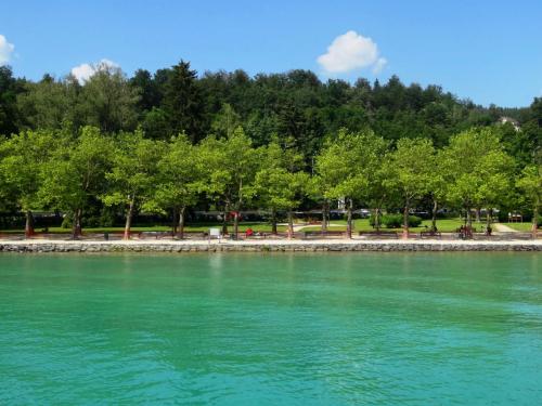 DSC06405прогулка по Вёртер-Зее.JPG