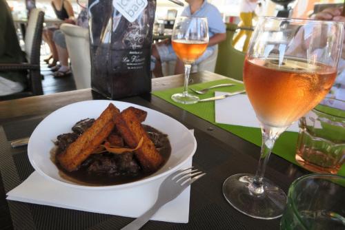 IMG_3072 обед в Бастии.jpg