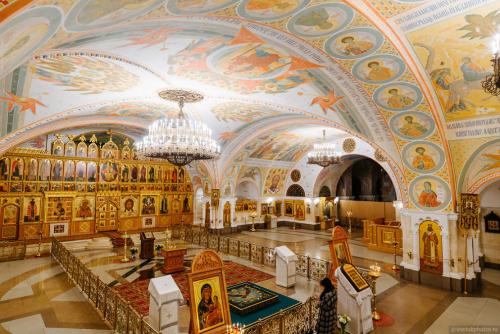 Нижний храм Преображенская церковь.jpg