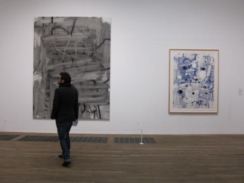 Ценитель современного искусства в Тейт Модерн.JPG