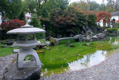 17.09.3534а. Японский садик в Интерлакене..jpg