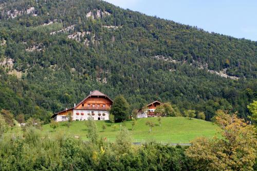 17.09.1226а. Хуторок в горах..jpg