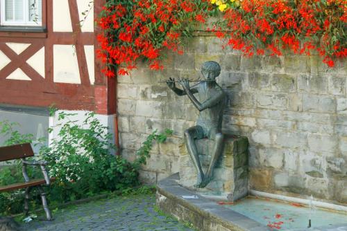 17.09.8883а. Юный флейтист..jpg