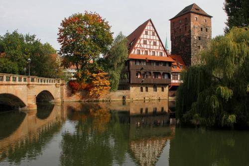 17.09.10405а. Река Пегниц в Нюрнберге..jpg