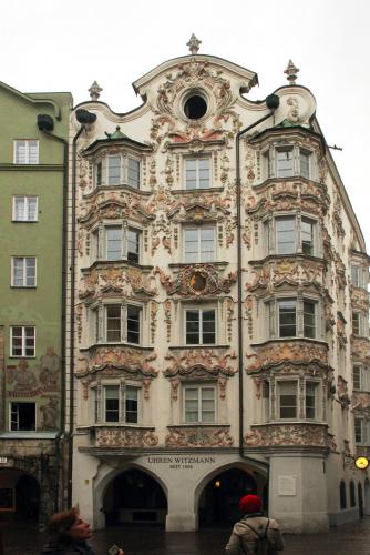 17.09.9267а. Хельблингхаус - особняк с фасадом в стиле рококо - жилой дом..jpg