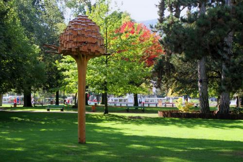 17.09.5635а. Мега-скворечник..jpg