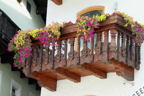 17.09.1166а. Балкончики Санкт-Вольфганга..jpg