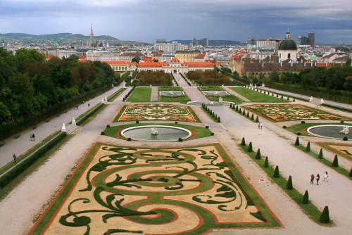 17.09.0622а. Нижний парк Бельведер. Вена..jpg