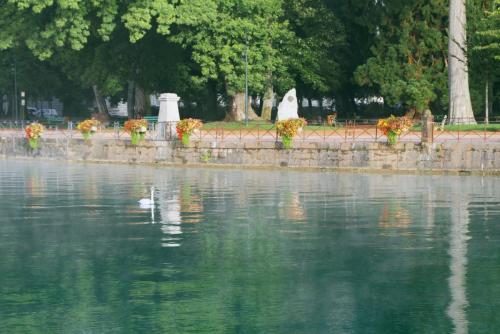 17.09.5265а. Утро в Анси..jpg