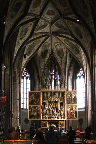 17.09.1204а. Готический алтарь в церкви Св. Вольфганга..jpg