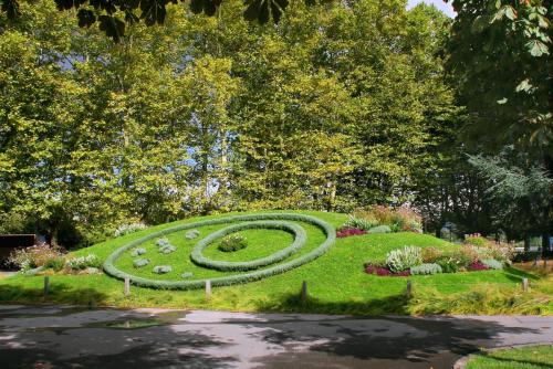 17.09.4963ас. Гармония асимметрии..jpg