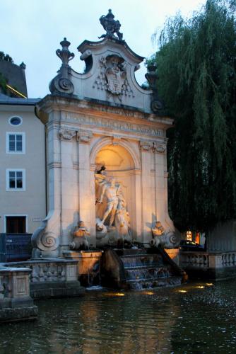 17.09.1608а. Фонтан Нептун..jpg