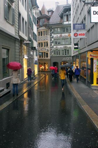 17.09.3069а. В нашем городе дождь....jpg