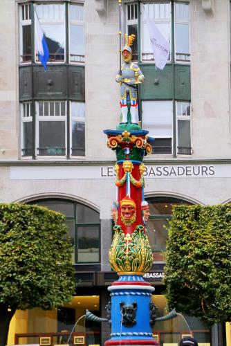 17.09.2988а. Люцерн - город фонтанов, отображающих мифы и легенды..jpg