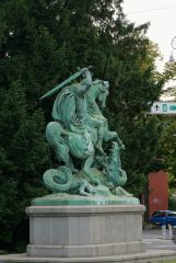 3378.Загреб.Статуя Св Георгия убивающего дракона (Kip Sveti Juraj ubija zmaja)