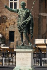 0071.Рим.Статуя Императора Октавиана Августа
