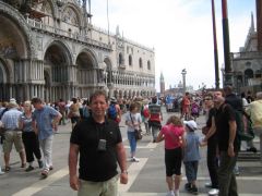 Венеция, туристы на площади Сан Марко