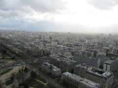 вид на Париж с Эйфелевой башни